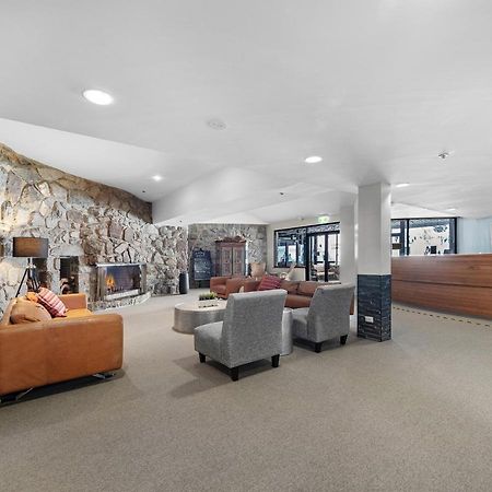 Perisher Manor Hotel ペリッシャー・バレー エクステリア 写真