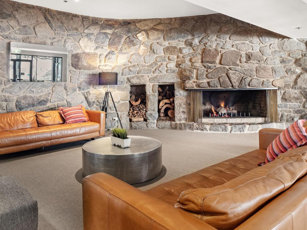 Perisher Manor Hotel ペリッシャー・バレー エクステリア 写真