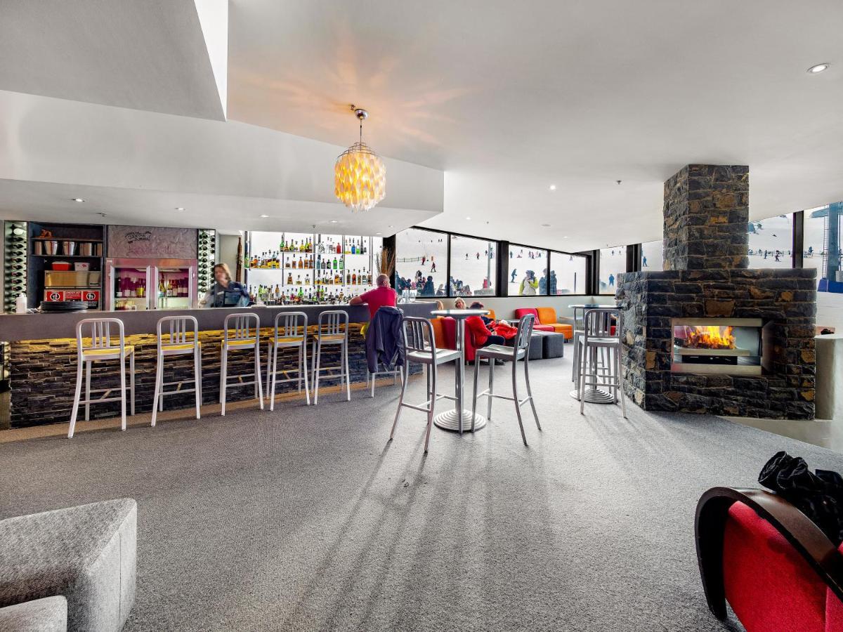 Perisher Manor Hotel ペリッシャー・バレー エクステリア 写真