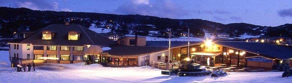 Perisher Manor Hotel ペリッシャー・バレー エクステリア 写真