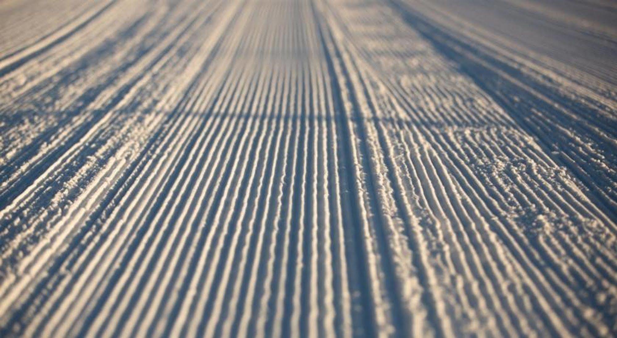 Perisher Manor Hotel ペリッシャー・バレー エクステリア 写真