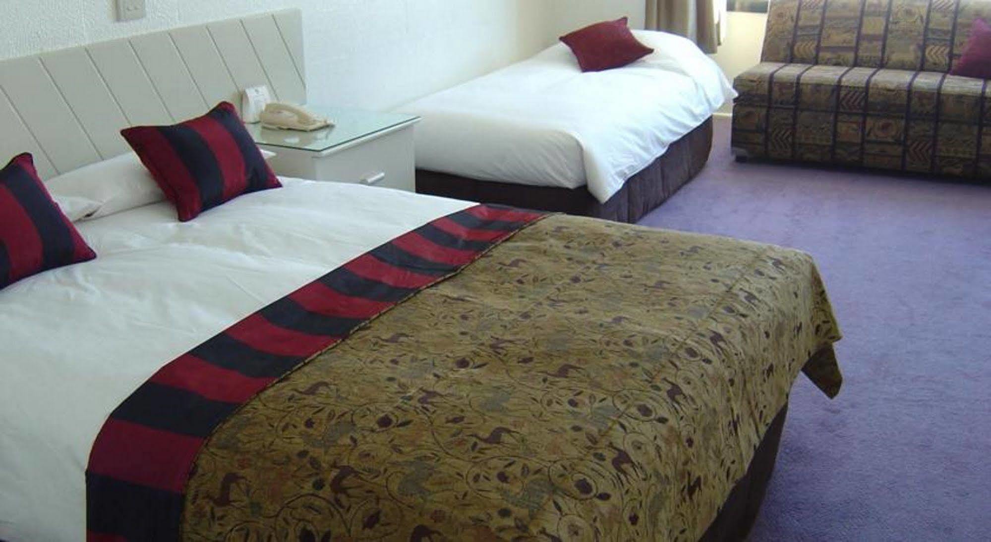 Perisher Manor Hotel ペリッシャー・バレー エクステリア 写真