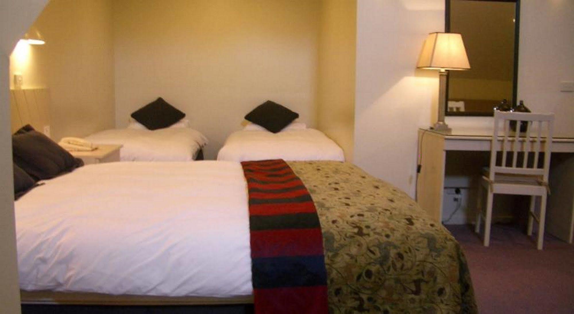 Perisher Manor Hotel ペリッシャー・バレー エクステリア 写真